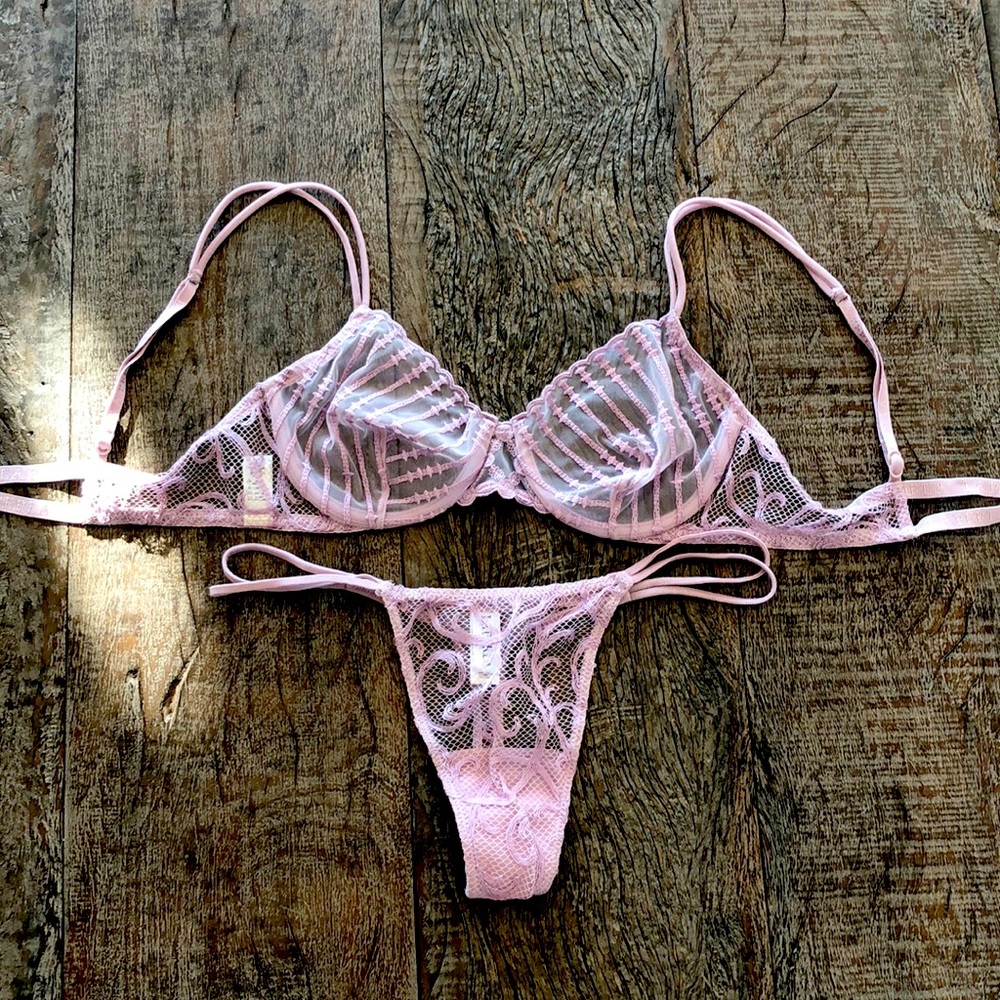 La Perla bra and thong set size 2 pale pink 34B 34 B S